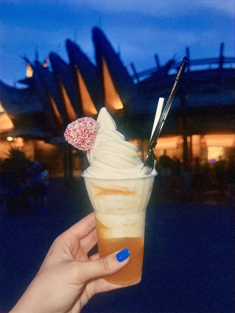 tropical serenade coconut dole whip_adventureland_chloe – WDWINFO.COM Our Go-To Disney Snacks & Meals: Magic Kingdom tropical serenade coconut dole whip_adventureland_chloe
