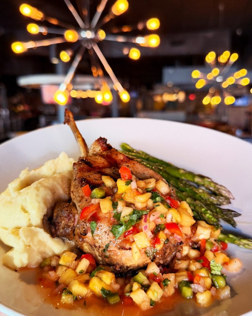 New Splitsville Large – WDWINFO.COM A New Sweet Entree & Cocktail in Disney Springs this V-Day! New Splitsville Large