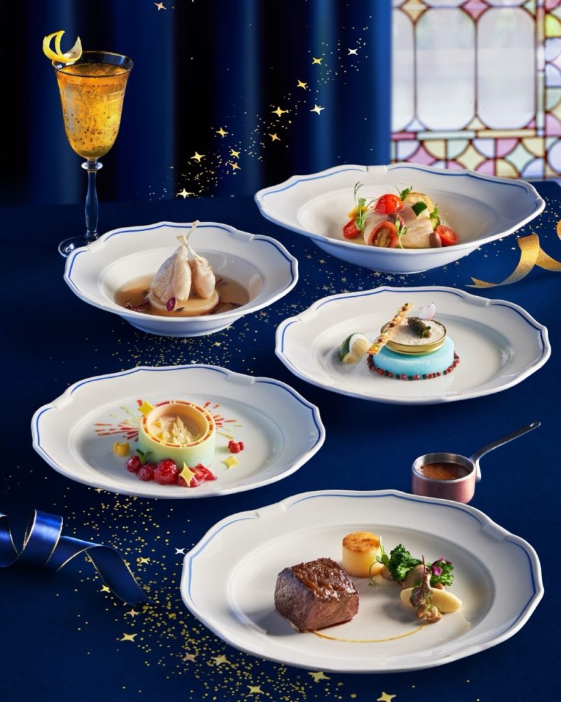 Shanghai 10th Anniversary Dishes Large ā WDWINFO.COM New Shanghai Disney Celebration + Hong Kong Duffy Treats! Shanghai 10th Anniversary Dishes Large
