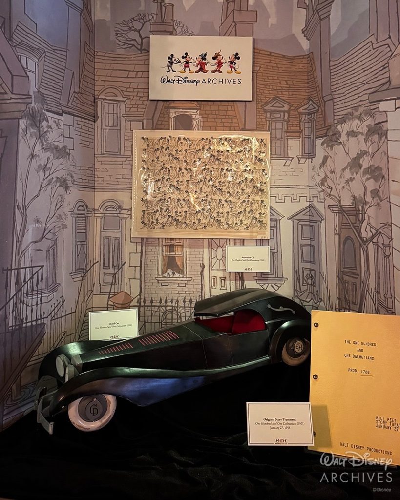 Walt Disney Archives 101 Dalmatians 2 Large ā WDWINFO.COM New Walt Disney Archives Display in Carthay Circle at Disneyland Walt Disney Archives 101 Dalmatians 2 Large