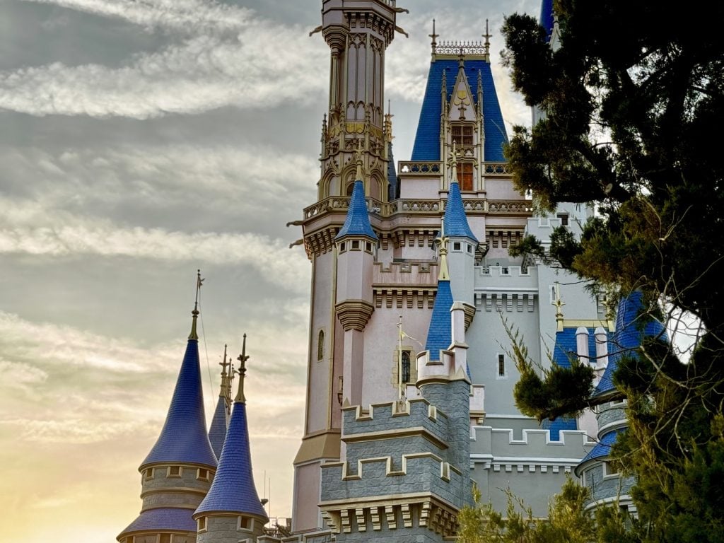 Pink No More: Cinderella Castle Repaint Progress at Magic Kingdom cinderella castle paint progress feb 2026_chloe 13
