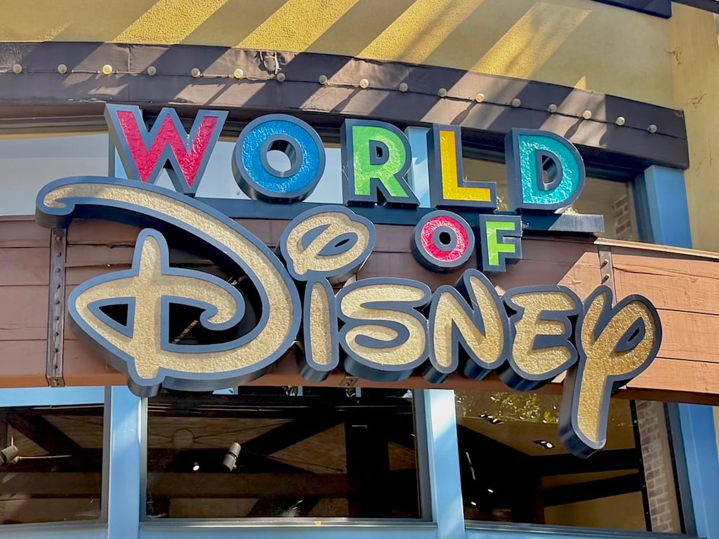 Bluey Merch 15 – WDWINFO.COM Bluey Merch Has FINALLY Arrived at Disney Parks Bluey Merch 15