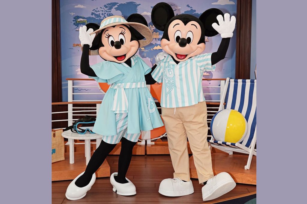 Mickey and Minnie Debut New Cruise-Inspired Looks at EPCOT DVC Lounge