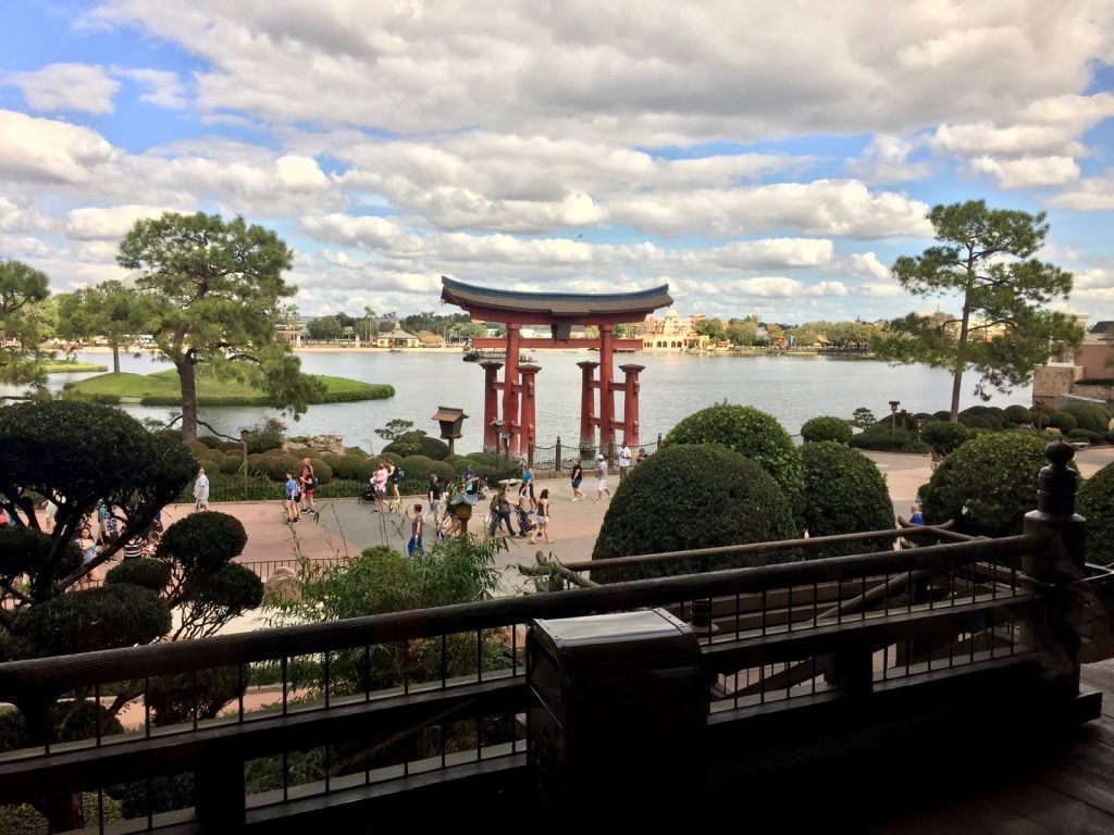 Japan - 1 โ WDWINFO.COM How to Avoid Crowds and Heat at EPCOT Japan - 1