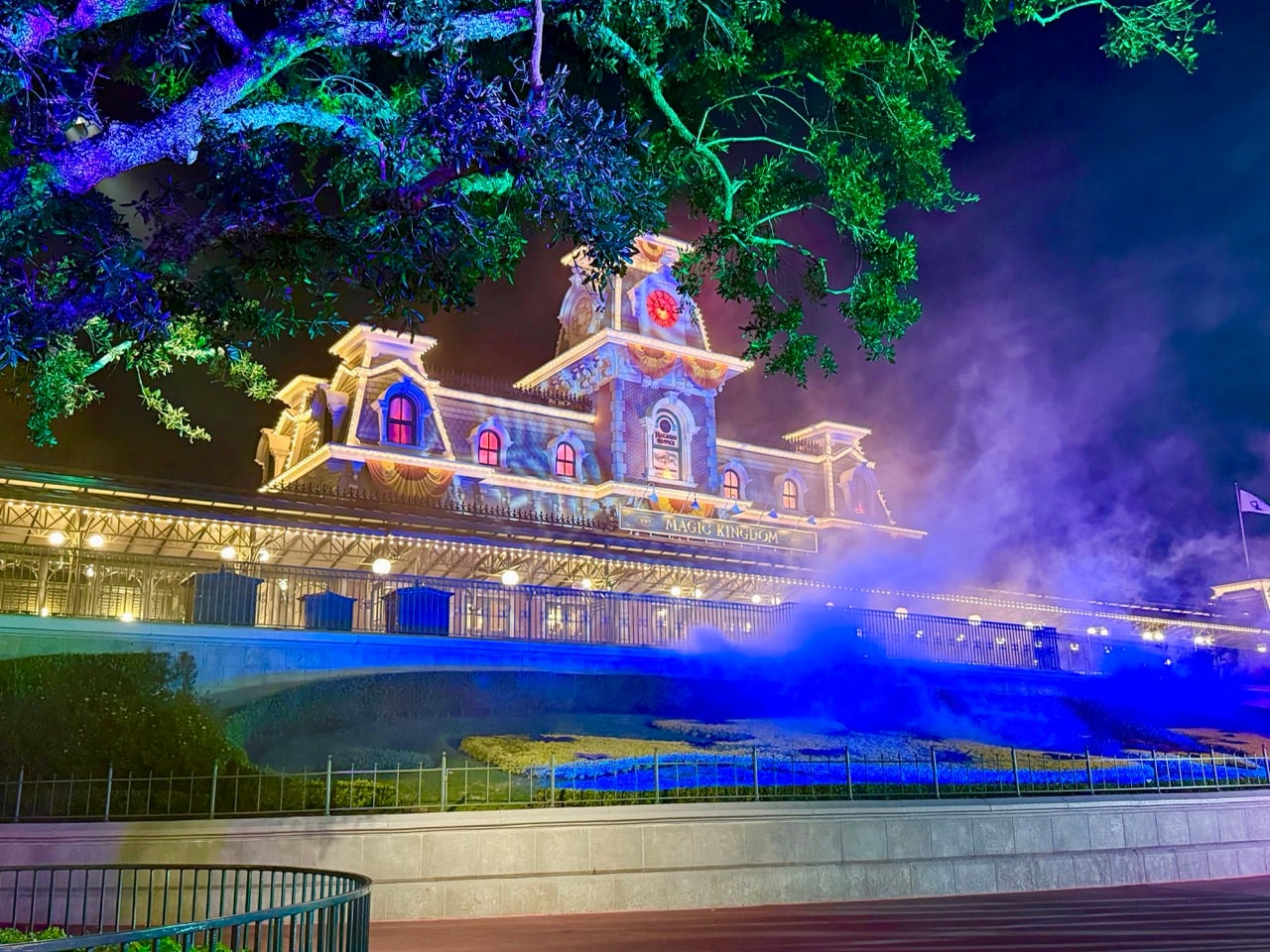 Dreaming Up Your Disney Halloween Vacation: 6 Things to Plan Zoe Wood Walt Disney World Magic Kingdom Halloween Entrance Large  