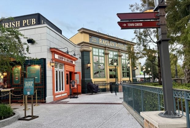NEW Weekend Brunch Menu Items Arrive at Raglan Road in Disney Springs Raglan Road Disney Springs Walt DIsney World Zoe Wood Large