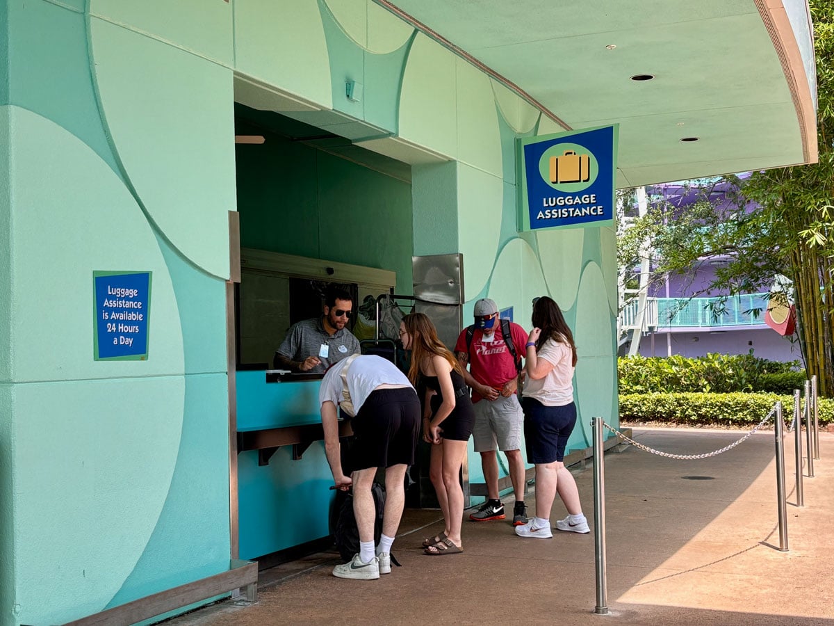 JetBlue Added to Airport Luggage Transfer Service at Walt Disney World
