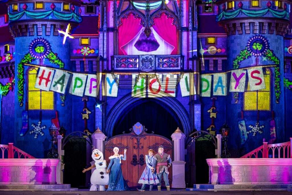 Frozen Holiday Surprise Arrives in Magic Kingdom Park – WDWINFO.COM New Dates & Details: Mickey’s Very Merry Christmas Party 2026 Frozen Holiday Surprise Arrives in Magic Kingdom Park Debuting in 2023 at Magic Kingdom Park, “Frozen” friends from Arendelle are conjuring up something remarkable for the holidays. The new Frozen Holiday Surprise brings together Olaf and more than 100 of his Snowgie siblings who attempt to add festive decor to Cinderella Castle. With Anna and Kristoff at her side, Queen Elsa adds sparkling finishing touches, transforming the castle into a shimmering crystallized palace – a look that will remain each evening throughout the holidays. (Mariah Wild, Photographer)