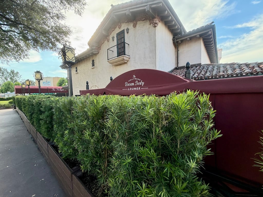 Photos of the Current Brown Derby Lounge Construction Brown Derby Lounge Construction 2