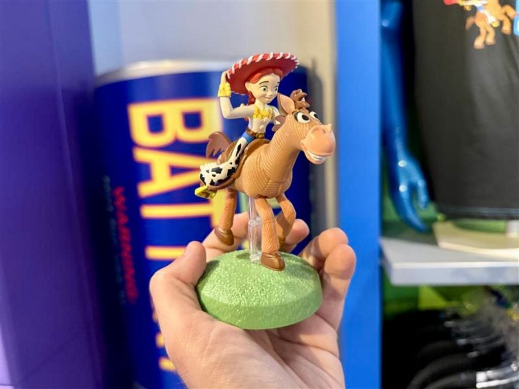 toy-story-5-merch-06 – WDWINFO.COM New ‘Toy Story 5’ Merchandise Arrives at Walt Disney World toy-story-5-merch-06