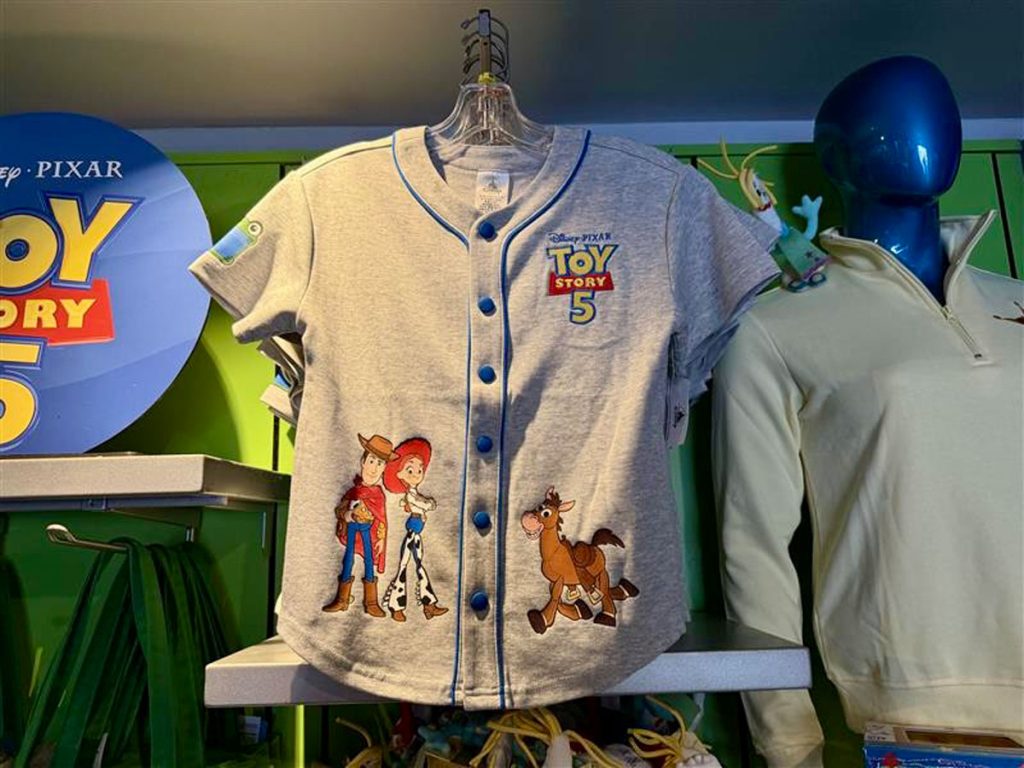 toy-story-5-merch-07 – WDWINFO.COM New ‘Toy Story 5’ Merchandise Arrives at Walt Disney World toy-story-5-merch-07