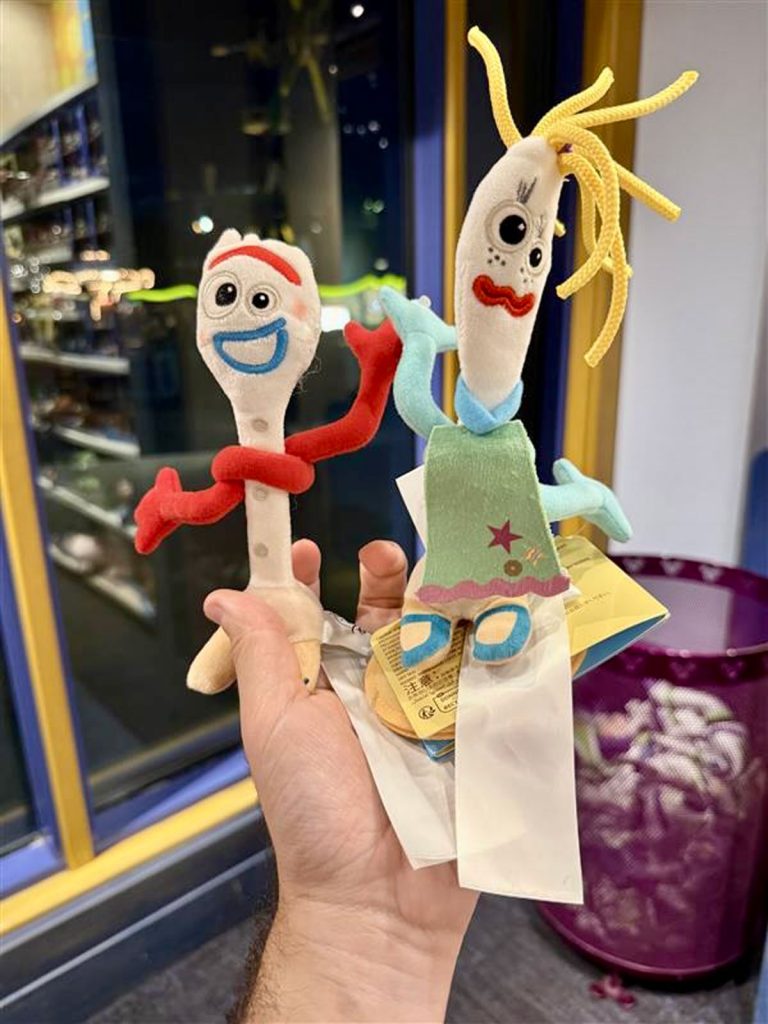 toy-story-5-merch-32 – WDWINFO.COM New ‘Toy Story 5’ Merchandise Arrives at Walt Disney World toy-story-5-merch-32