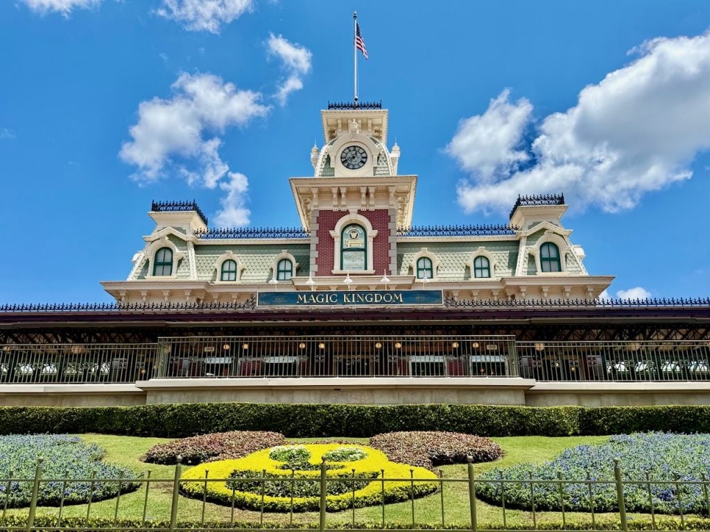 Magic Kingdom Is Back to Its Classic Look… But Not for Long