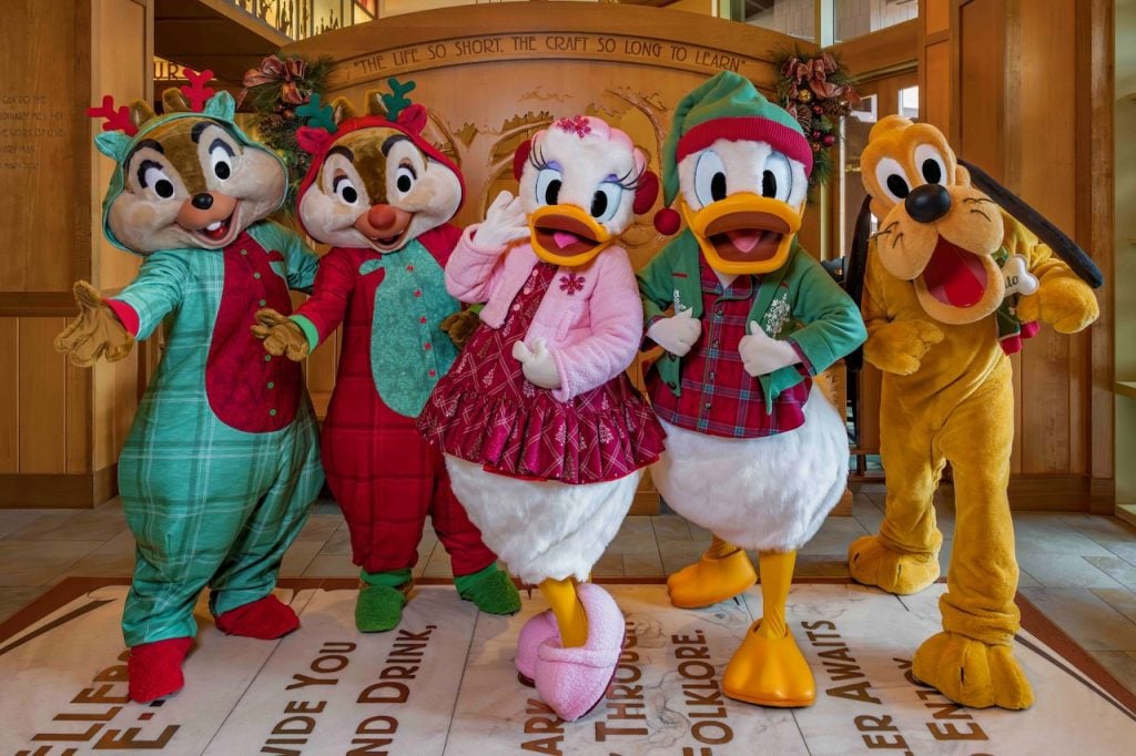 2026 disneyland resort holidays - 19 | WDWINFO.COM What’s NEW for the 2026 Holiday Season at Disneyland 2026 disneyland resort holidays - 19