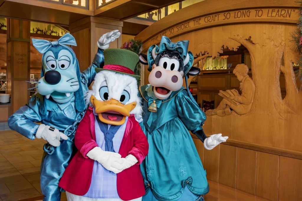 2026 disneyland resort holidays - 8 | WDWINFO.COM What’s NEW for the 2026 Holiday Season at Disneyland 2026 disneyland resort holidays - 8