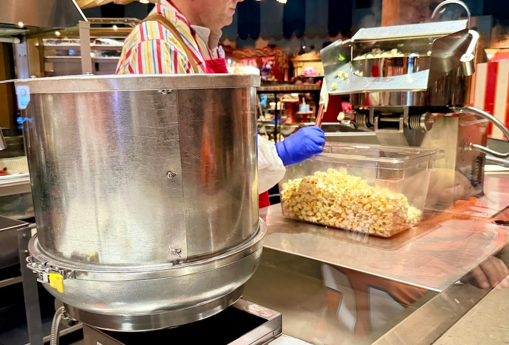 Big Top 1 | WDWINFO.COM Magic Kingdom’s Big Top Souvenirs Is Open And Better Than Ever Big Top 1