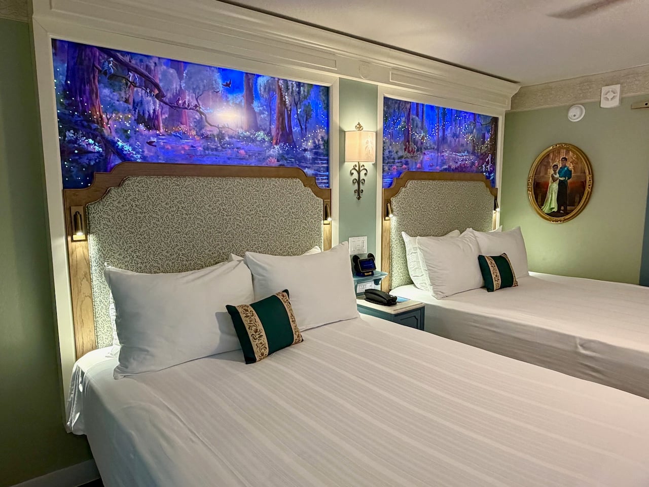 Royal Guest Room furnishings at Port Orleans Riverside