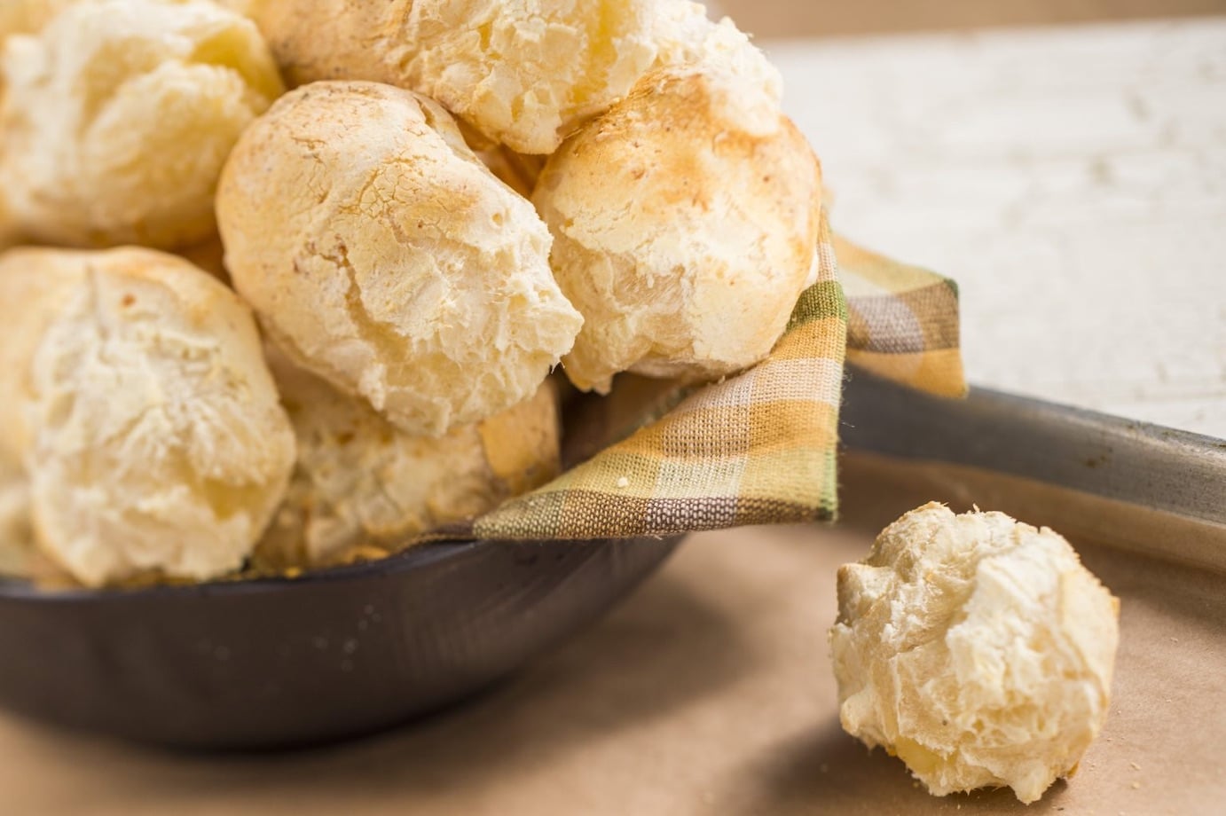PÃƒÂ£o de Queijo at the Brazil marketplace