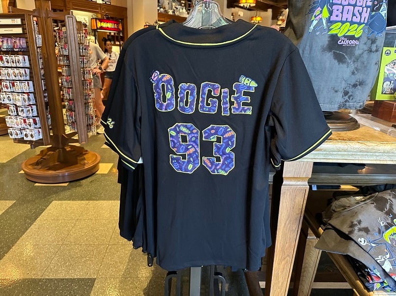 baseball jersey
