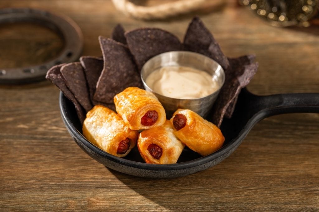 Mk-Diamond Horseshoe 2026 pop-up food and drink 6 | WDWINFO.COM NEW Menu Revealed for The Diamond Horseshoe at Magic Kingdom Mk-Diamond Horseshoe 2026 pop-up food and drink 6