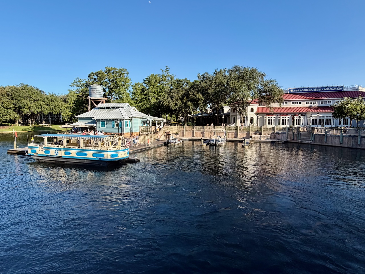 Sassagoula River boat transportation at Port Orleans Riverside