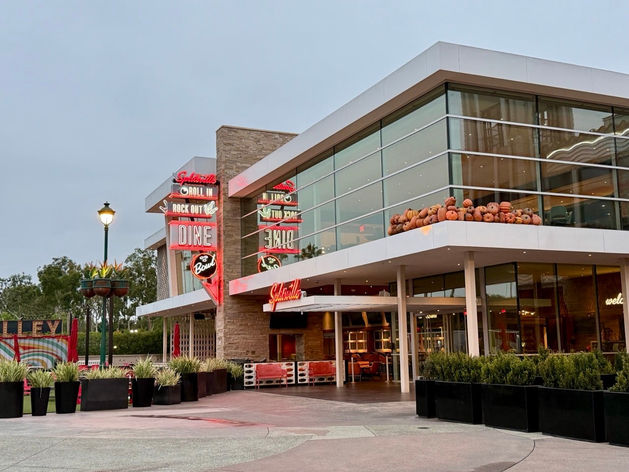 Splitsville Downtown Disney Now Offering New Happy Hour! Splitsville Downtown Disney Zoe Wood Large