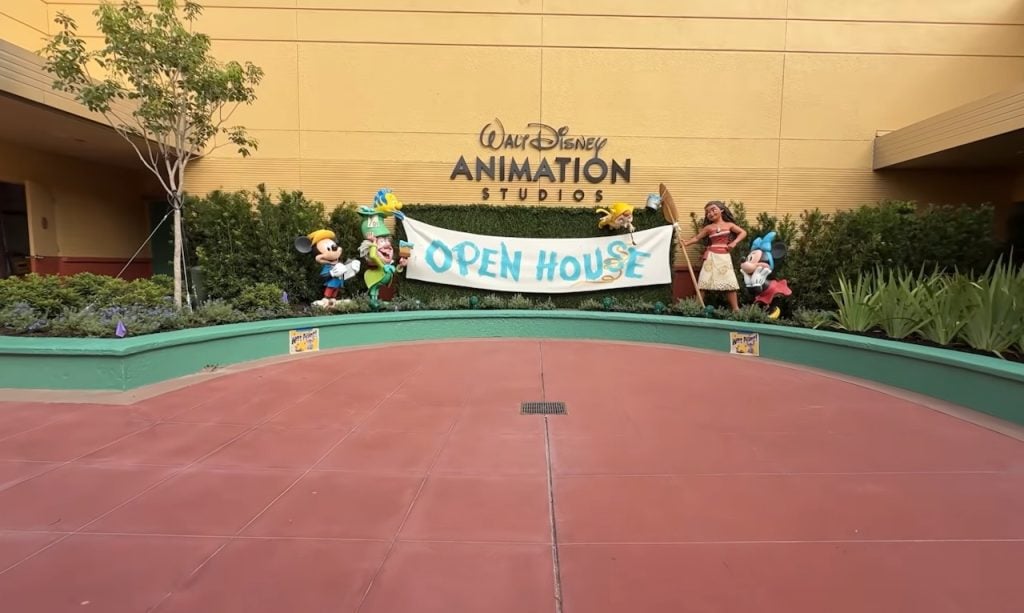 dhs walt disney animation studios open house sign - 5 | WDWINFO.COM NEW ‘Open House’ Sign Arrives at Disney’s Hollywood Studios dhs walt disney animation studios open house sign - 5