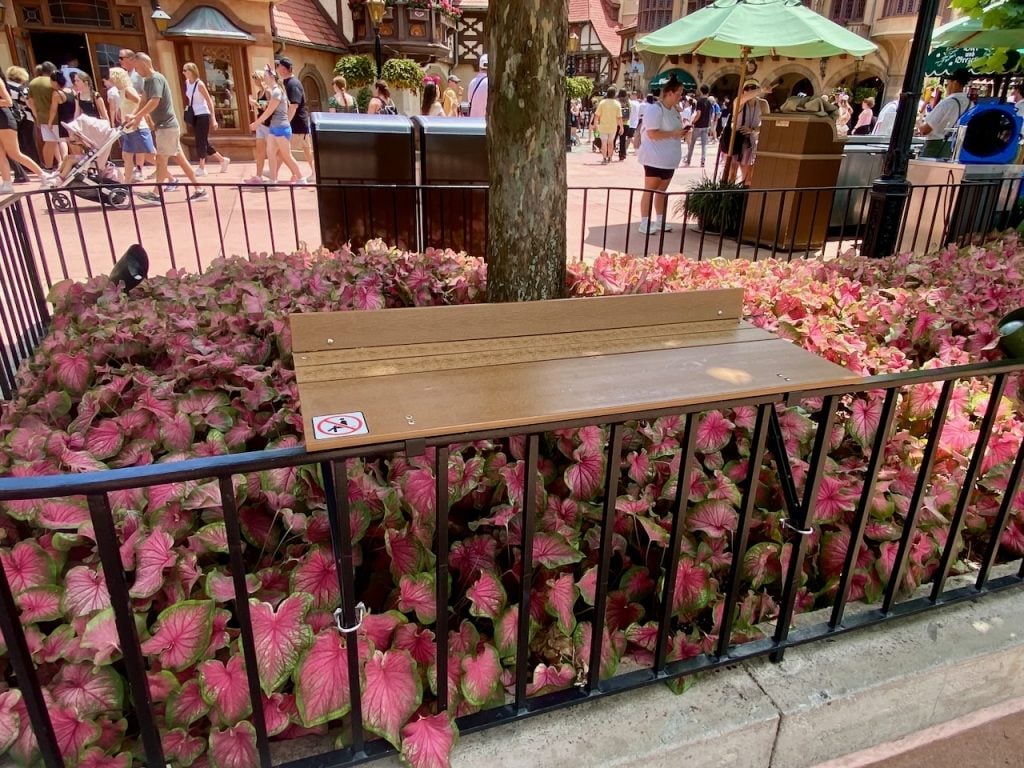 epcot tables trash cans - 5 | WDWINFO.COM EPCOT Has a New Solution to Its Trash Can Table Problem epcot tables trash cans - 5
