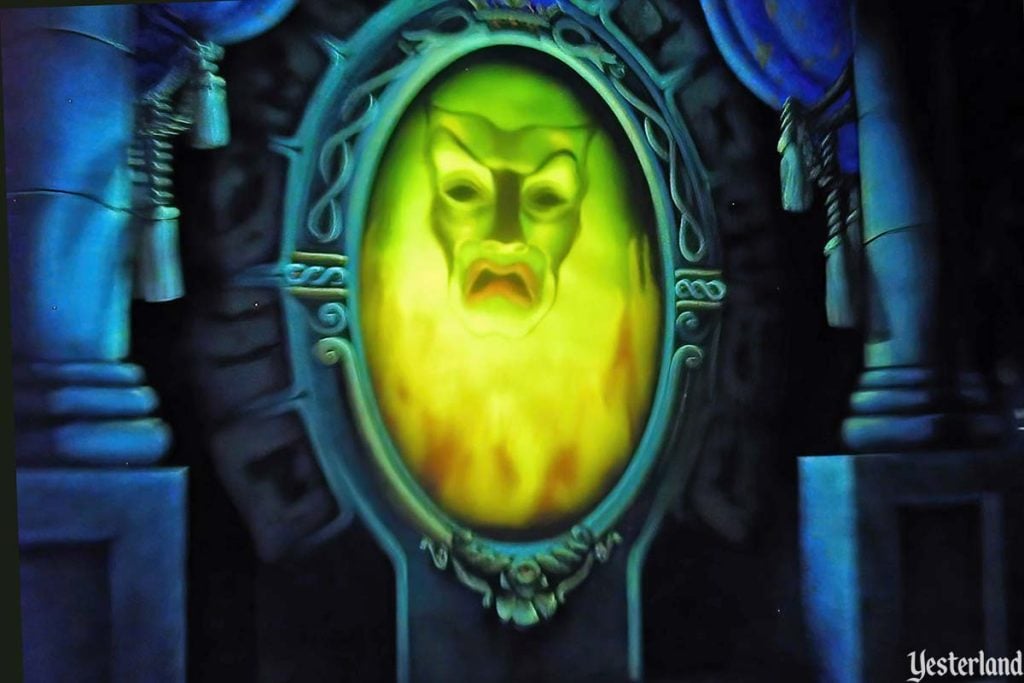 snowwhiteride_mirror2011ww | WDWINFO.COM Villains Land: Welcome Back, Snow White’s Scary Adventures? snowwhiteride_mirror2011ww