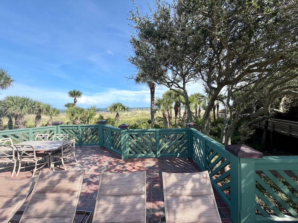 Hilton Head 6 | WDWINFO.COM ~Sea~ a Tour of Disney’s Hilton Head Island Resort Hilton Head 6