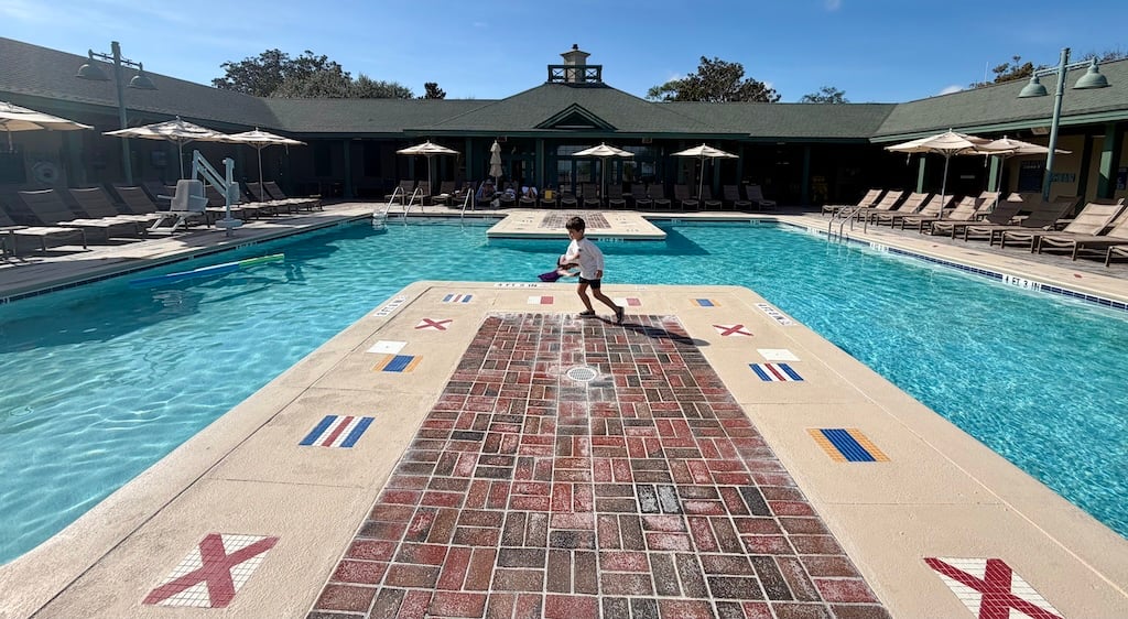 Hilton Head 7 | WDWINFO.COM ~Sea~ a Tour of Disney’s Hilton Head Island Resort Hilton Head 7