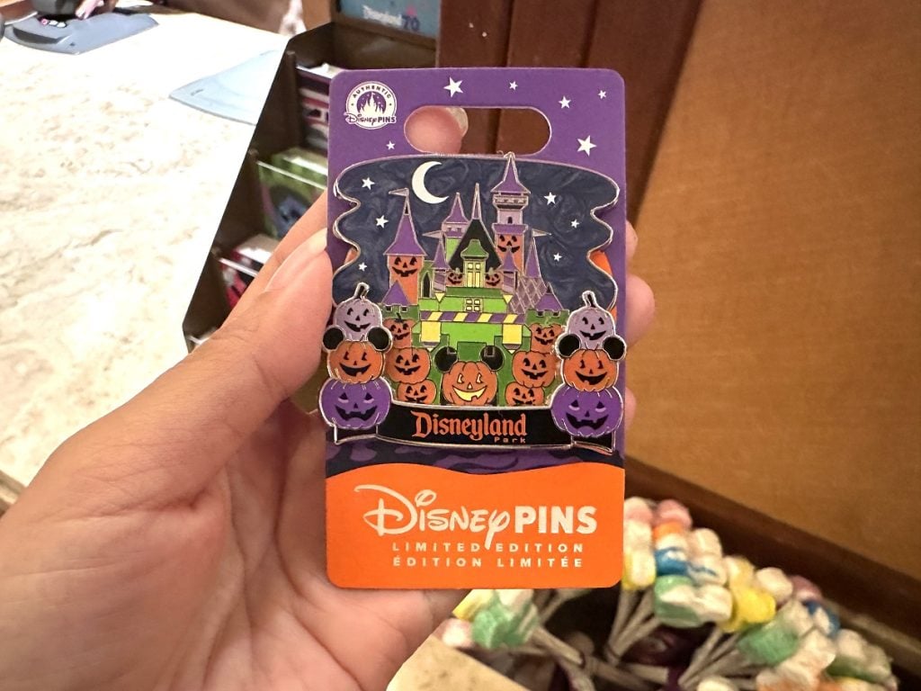 IMG_1777 | WDWINFO.COM Disneyland Pin Tuesday: 5 New Pins & Free Magic Key Button IMG_1777 pin tuesday