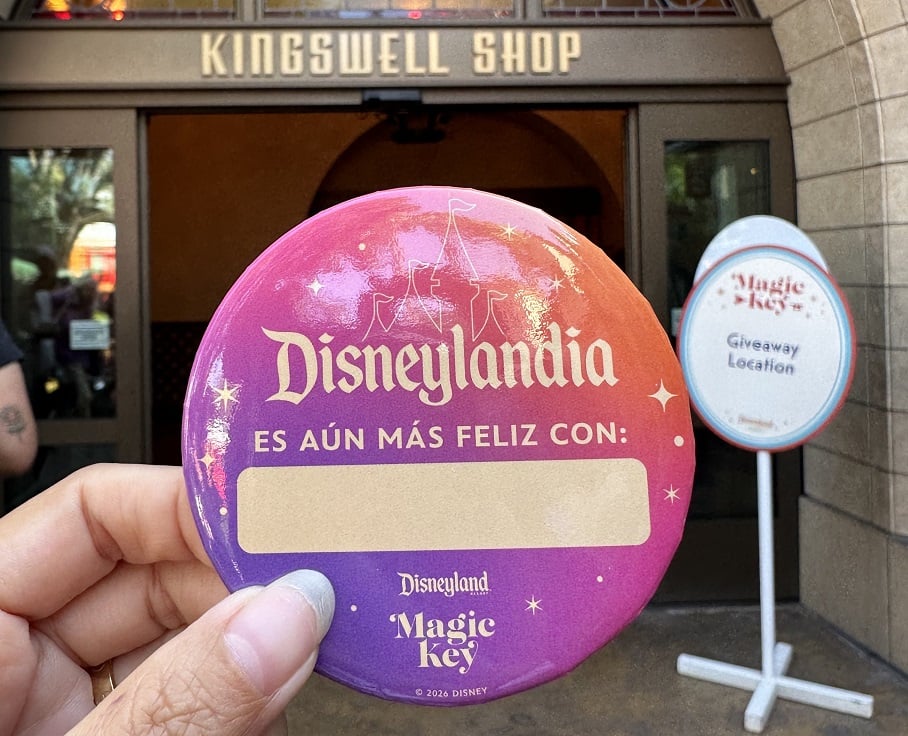 IMG_1780 | WDWINFO.COM Hispanic Heritage Month: New Downtown Disney Displays IMG_1780 Free Magic Key Button