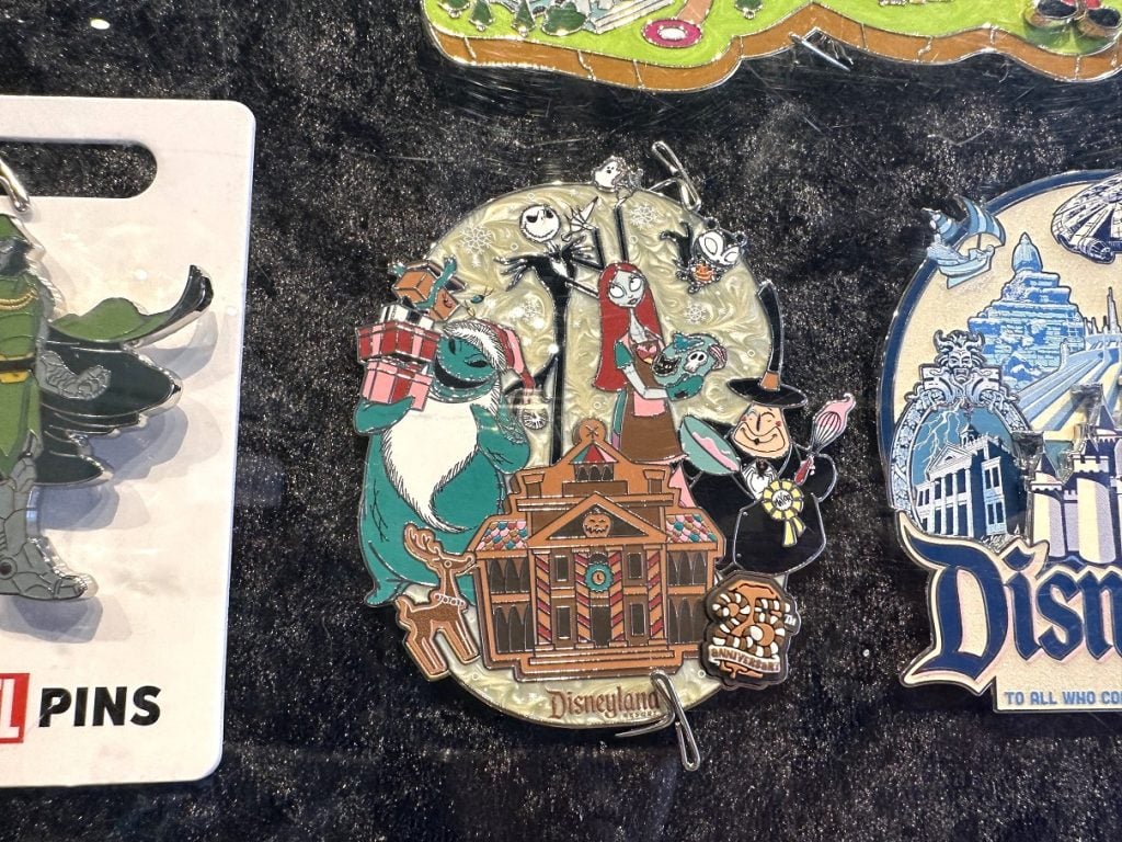IMG_1803 | WDWINFO.COM Disneyland Pin Tuesday: 5 New Pins & Free Magic Key Button IMG_1803 Haunted Mansion Holiday 25th Anniversary Pin