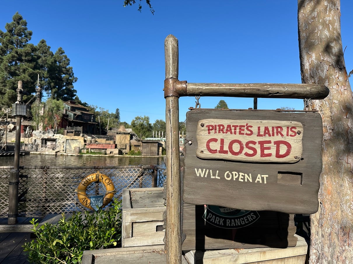Disneyland Construction Update: New Paint and Closures IMG_1835