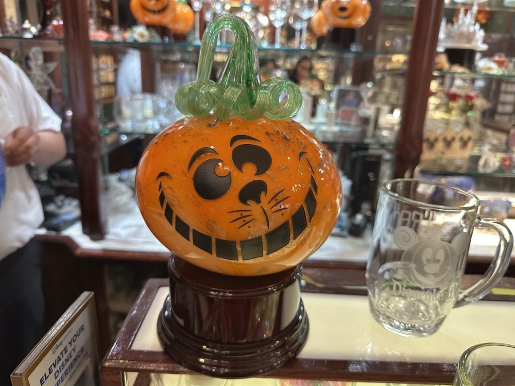 IMG_2587 | WDWINFO.COM New Disneylandía and Halloween Merch Arrives at Disneyland IMG_2587 Disneyland Merchandise