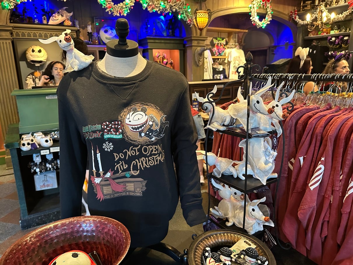 Haunted Mansion Holiday 25th Anniversary: New Merch & More IMG_3137