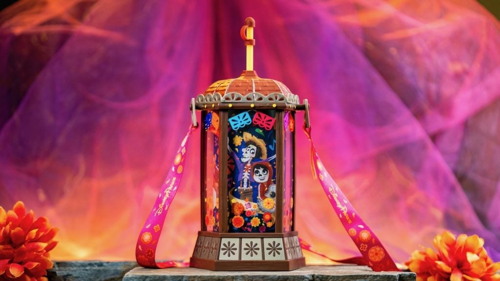 disneyland dca popcorn buckets sippers novelties - 9 | WDWINFO.COM Finding Popcorn Buckets, Sippers, & Novelties at Disneyland Just Got MUCH Easier disneyland dca popcorn buckets sippers novelties - 9