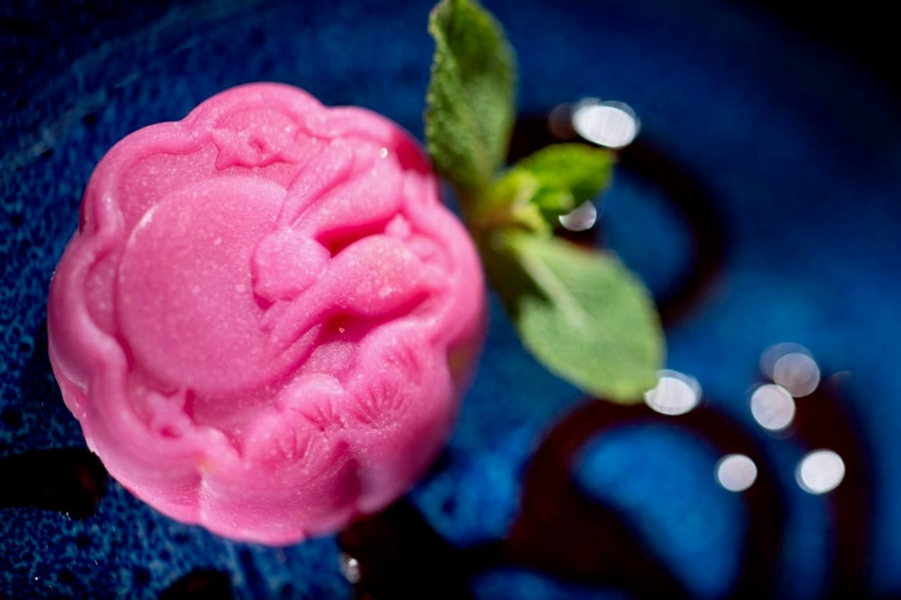 NEW Mango Mooncake Coming to EPCOT for a Limited Time epcot mango mooncake - 1