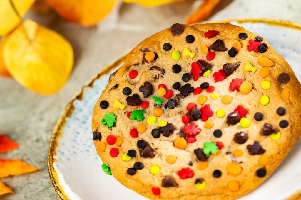 halloween 2026 foodie guide-wdw-sept 24 16 | WDWINFO.COM NEW Halloween Treats Arrive at Walt Disney World for 2026 halloween 2026 foodie guide-wdw-sept 24 16
