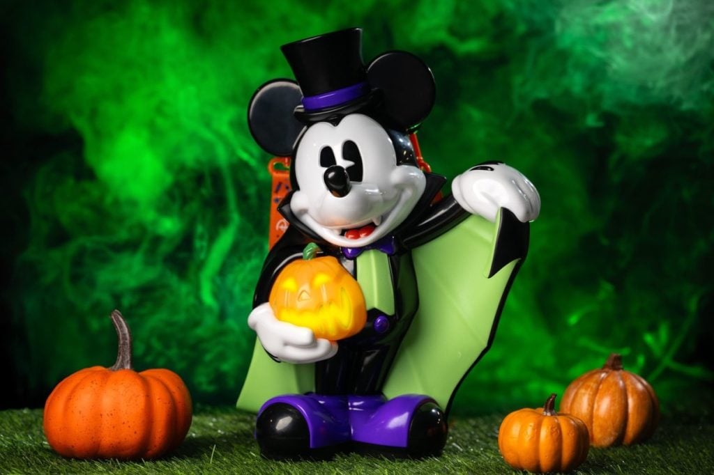 halloween 2026 foodie guide-wdw-sept 24 36 | WDWINFO.COM NEW Halloween Treats Arrive at Walt Disney World for 2026 halloween 2026 foodie guide-wdw-sept 24 36