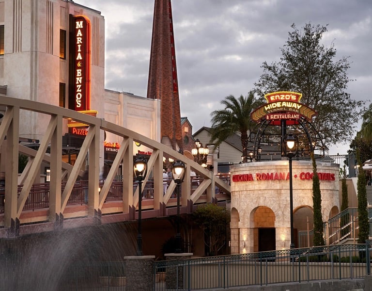 wdw disney springs edison maria enzos pizza ponte - 1 | WDWINFO.COM Did You Know These 4 Disney Springs Restaurants Share One Story? wdw disney springs edison maria enzos pizza ponte - 1