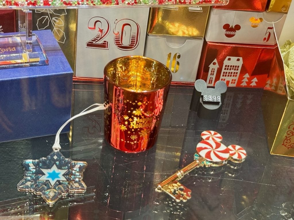 2026 disney arribas bros advent calendar chloe - 1 | WDWINFO.COM NEW Disney Glass & Collectibles Advent Calendar Is Adorable! 2026 disney arribas bros advent calendar chloe - 1