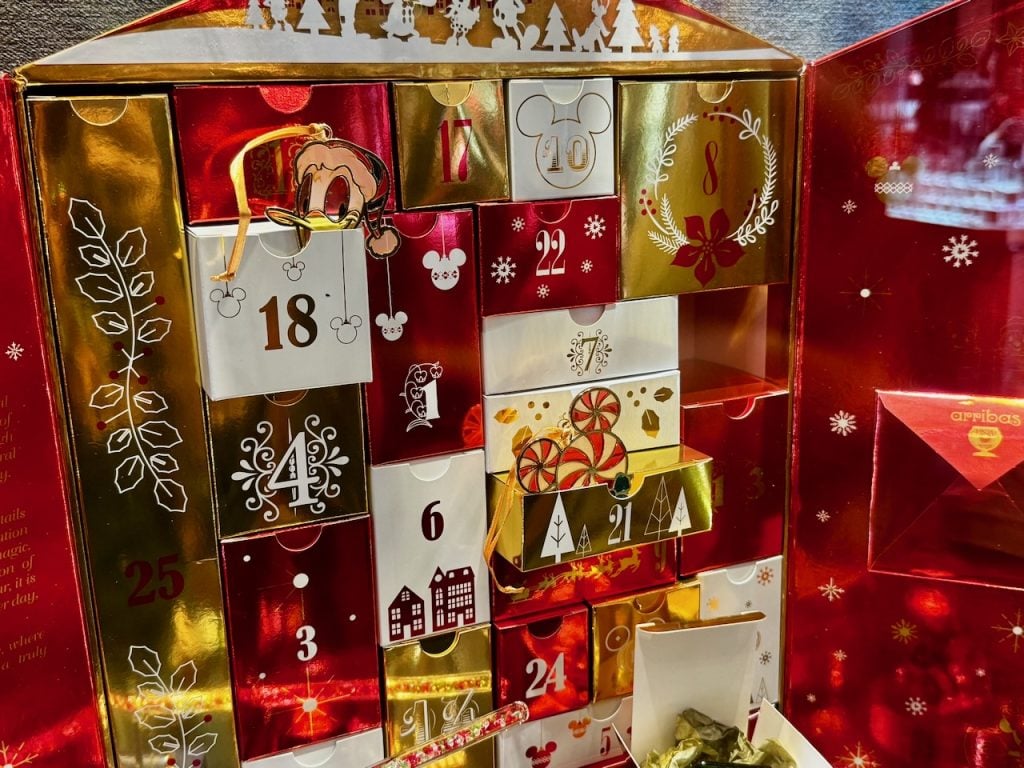 2026 disney arribas bros advent calendar chloe - 5 | WDWINFO.COM NEW Disney Glass & Collectibles Advent Calendar Is Adorable! 2026 disney arribas bros advent calendar chloe - 5