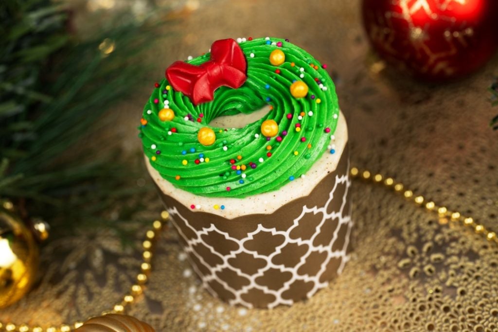 Holiday 2026 WDW Foodie Guide 11 | WDWINFO.COM NEW Christmas Treats: Disney World Holiday Foodie Guide 2026 Holiday 2026 WDW Foodie Guide 11