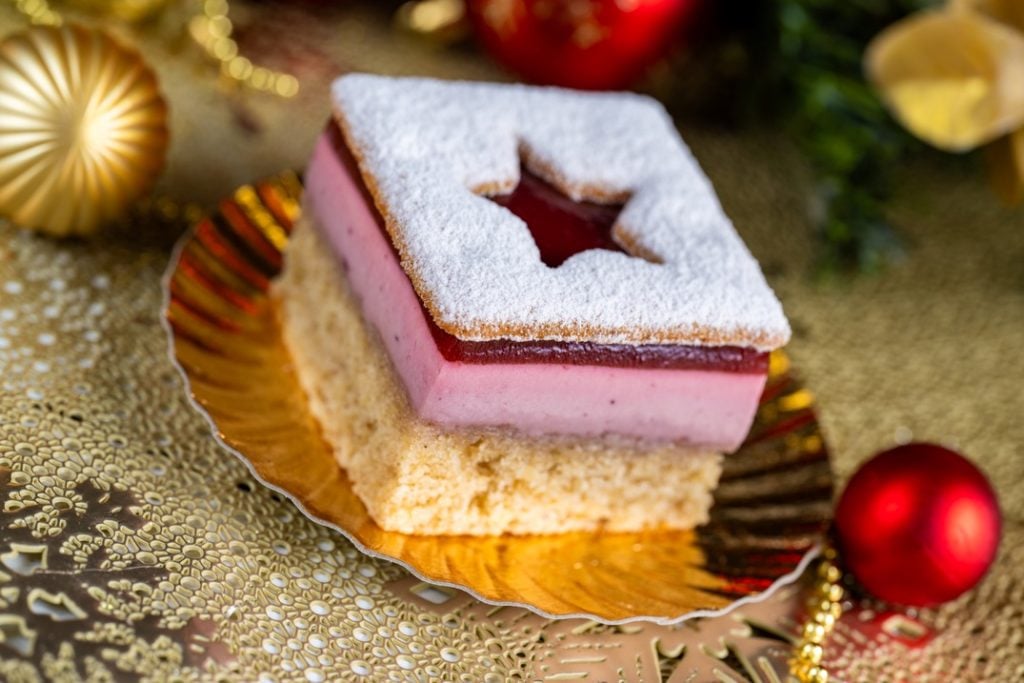 Holiday 2026 WDW Foodie Guide 12 | WDWINFO.COM NEW Christmas Treats: Disney World Holiday Foodie Guide 2026 Holiday 2026 WDW Foodie Guide 12