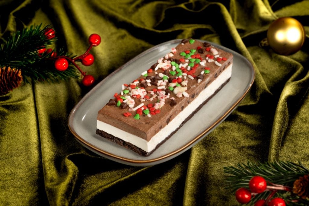 Holiday 2026 WDW Foodie Guide 20 | WDWINFO.COM NEW Christmas Treats: Disney World Holiday Foodie Guide 2026 Holiday 2026 WDW Foodie Guide 20