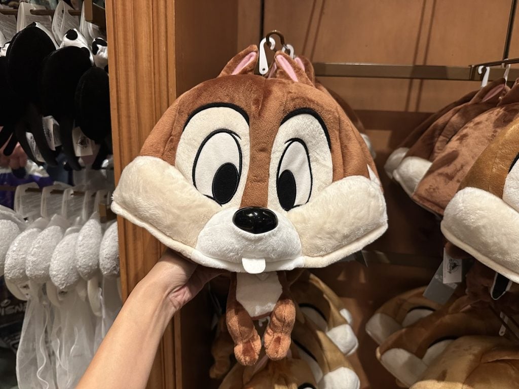 IMG_3690 | WDWINFO.COM New Chip ’n’ Dale Merchandise at Disneyland IMG_3690 chip