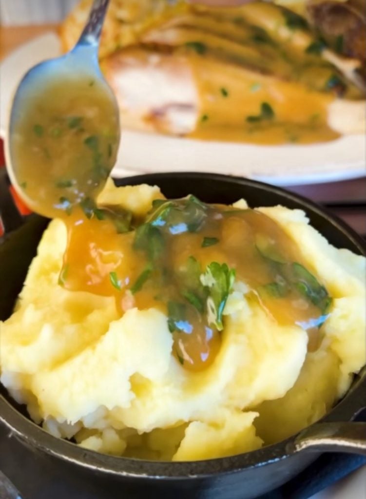 chef art homecomin disney springs thanksgiving dinner - 3 | WDWINFO.COM Homecomin’ Brings Back Take-Home Thanksgiving Dinner at Disney Springs chef art homecomin disney springs thanksgiving dinner - 3