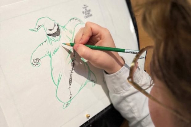 Did You Know You Can Buy Hand-Drawn Disney Art at Disney Springs? disney-springs-hand-drawn-art-header-02